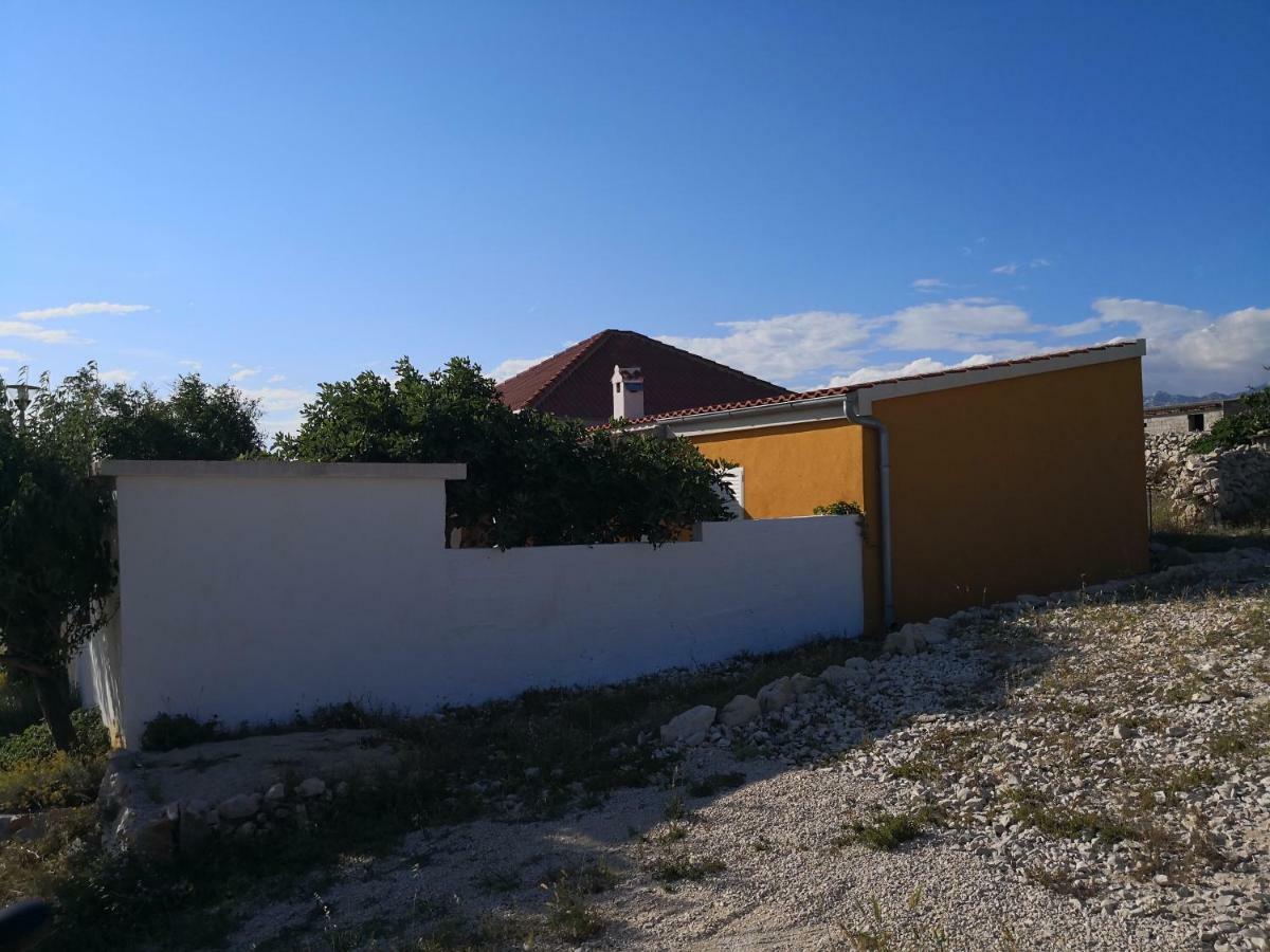 Apartment Marta Ražanac Exterior foto